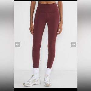 Aritzia Golden Butter Legging 8 perfect condition smoke pet free home hi rise